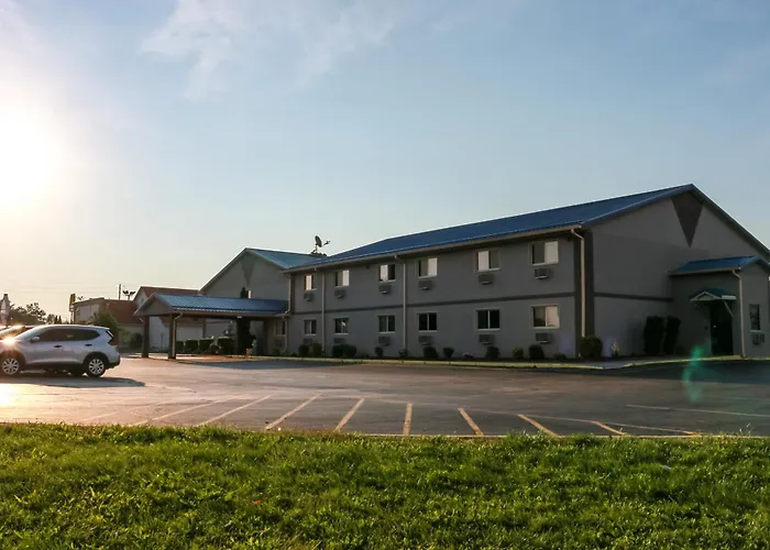 Super 8 By Wyndham Indianapolis Emerson