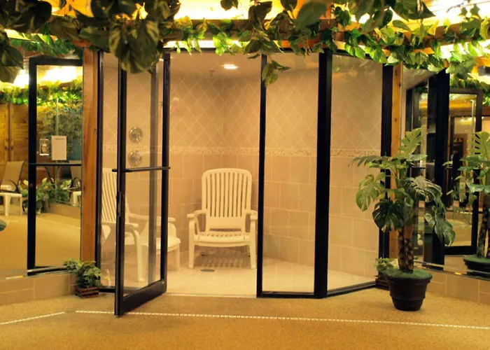 Sybaris Pool Suites - Indianapolis