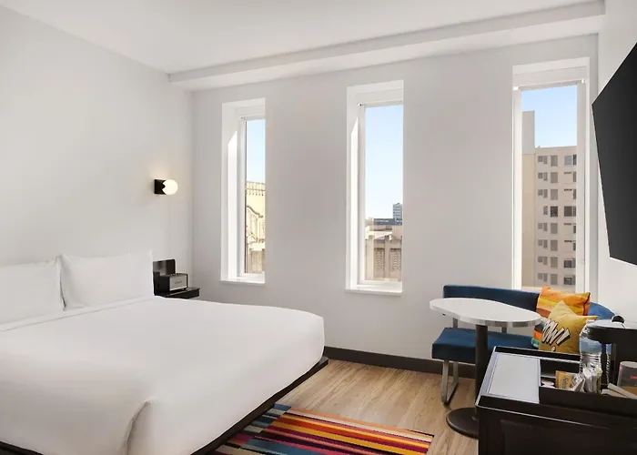 Aloft Indianapolis Downtown Hotel